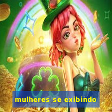 mulheres se exibindo