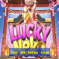 flor de lotus com lua tatuagem