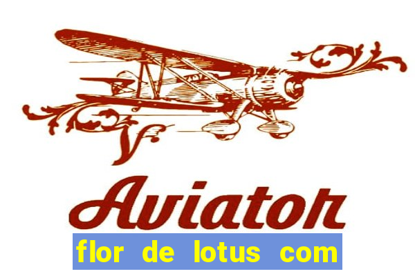 flor de lotus com lua tatuagem