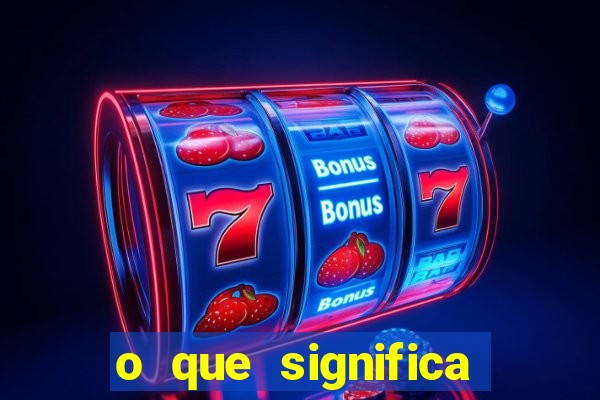 o que significa quando a luz acende sozinha